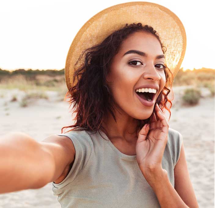 Goodbye, Double Chin. With WarmSculpting treatments with SculpSure technology